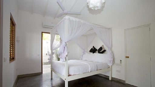 Stella Beach Villa Schlafzimmer 3