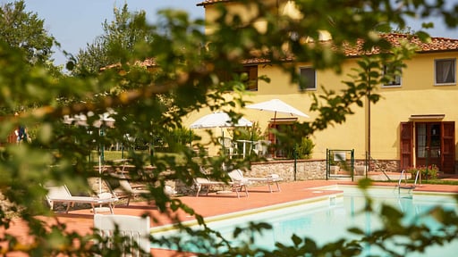 Stone House Baita Schwimmbad