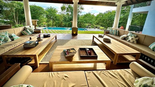 Suduwella House Living room