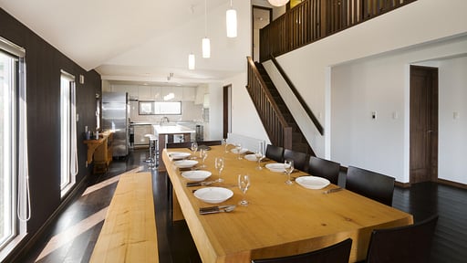 Chalet Sugarpot Dining area