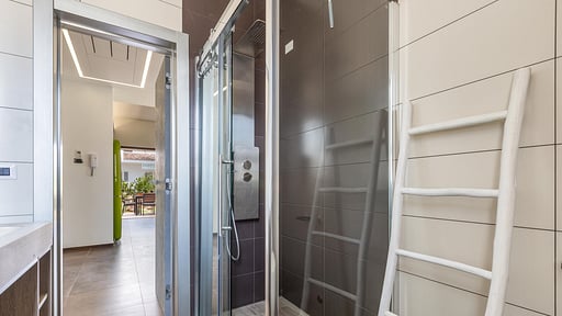 Suitcase House Andere