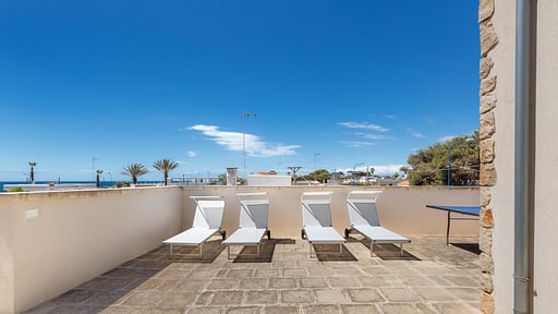 Suitcase House Terrasse/Veranda