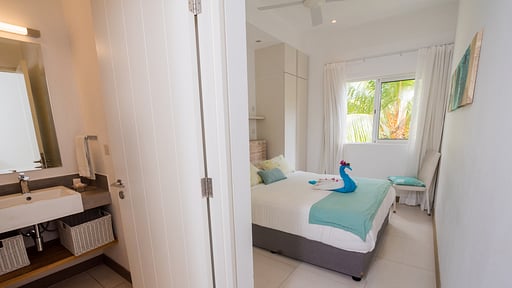 Summer Breeze Beachfront Apartment Slaapkamer 1