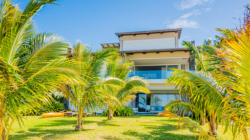 Summer Breeze Beachfront Apartment Others