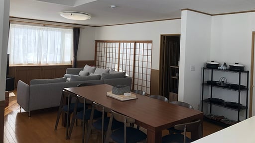 Sun House Makkari Dining area