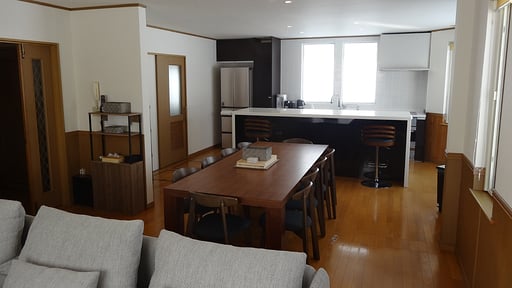 Sun House Makkari Dining area