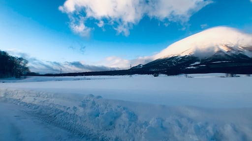 Sun House Makkari Surroundings