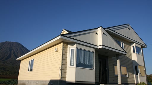 Sun House Makkari Surroundings