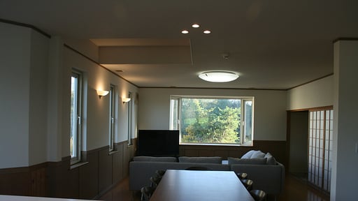 Sun House Makkari Dining area