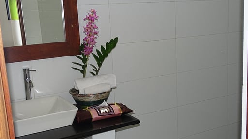 Sunset Reef Beachfront Villa Slaapkamer 2