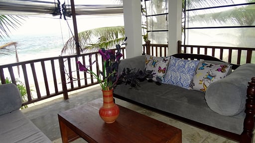 Sunset Reef Beachfront Villa Terras/Veranda