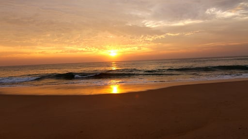 Sunset Reef Beachfront Villa Beach