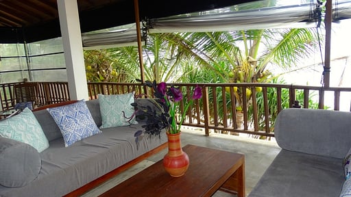 Sunset Reef Villa Living room