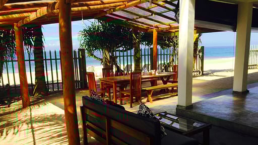 Sunset Reef Villa Dining area