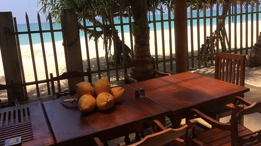 Sunset Reef Villa Dining area