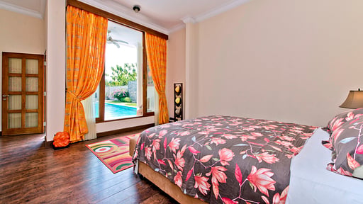 Sunset Villa Bedroom 1
