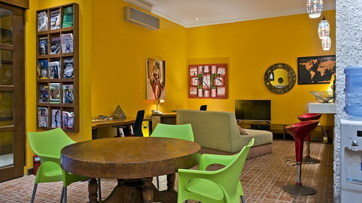 Sunset Villa Dining area