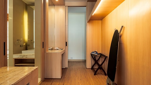 Sunshine Beach Villa Mai Khao Schlafzimmer 1