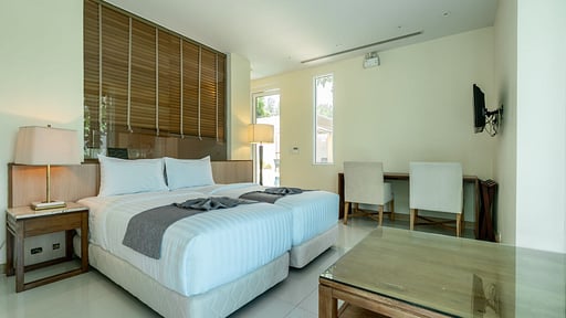 Sunshine Beach Villa Mai Khao Schlafzimmer 2