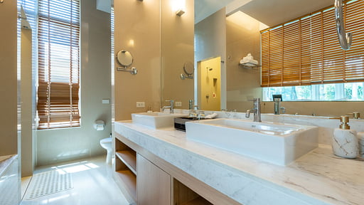 Sunshine Beach Villa Mai Khao Schlafzimmer 2