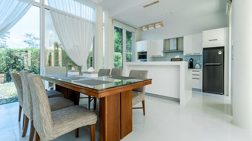 Sunshine Beach Villa Mai Khao Essecke