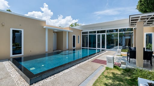 Sunshine Beach Villa Mai Khao Schwimmbad