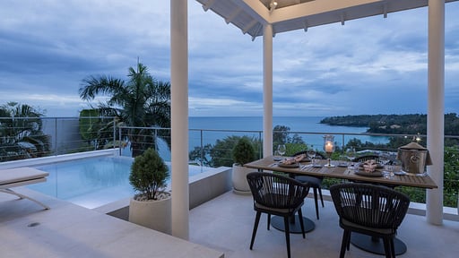 Surin Seaview Villa Dining area