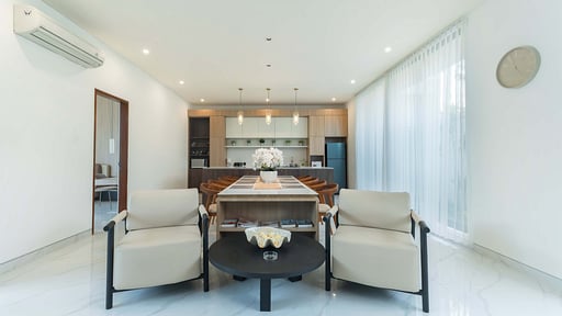 Swan Villa 4 Living room