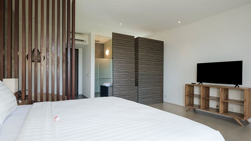 Swan Villa R Bedroom 1