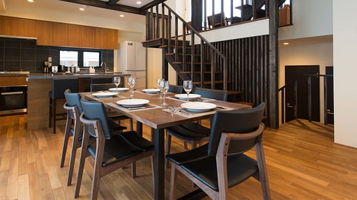 Tahoe Lodge Dining area