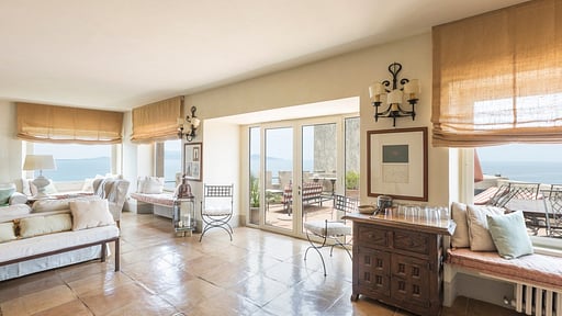 Talamon Tower Wohnbereich 