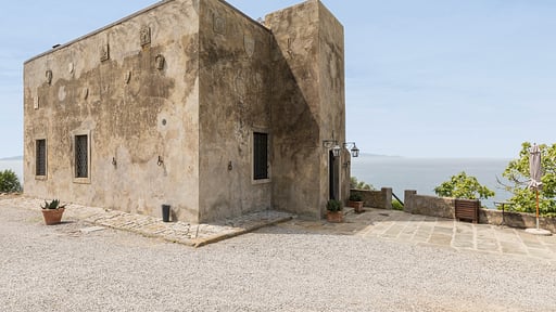 Talamon Tower Umgebung