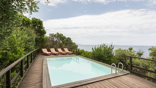 Talamon Tower Schwimmbad