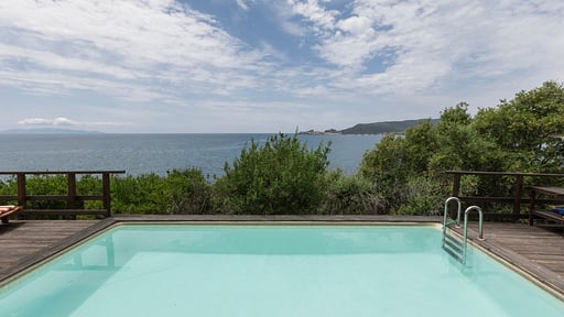 Talamon Tower Schwimmbad