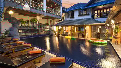 Talay Naiharn Villa Schwimmbad 1