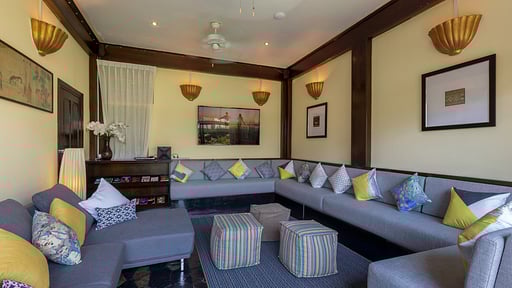 Talay Naiharn Villa Medienraum