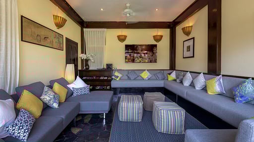 Talay Naiharn Villa Medienraum