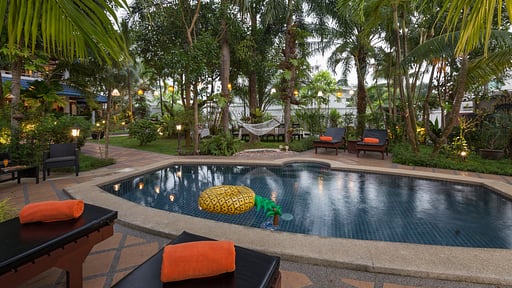 Talay Naiharn Villa Schwimmbad 2