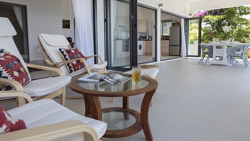 Tamarind Beach House Terrace/Veranda