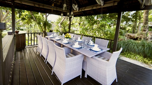 Tamarind Exclusive Villa Dining area 2