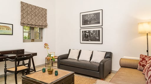 Tanamera Estate Living room 2