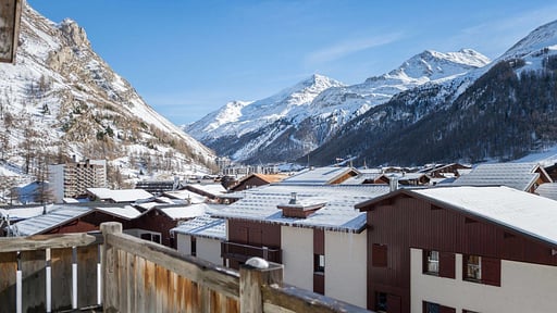 Chalet Tasna Surroundings