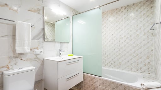 Taupe Townhouse Camera da letto 1