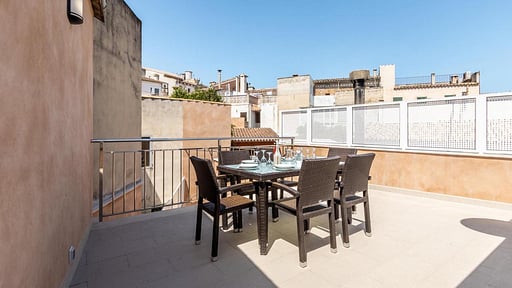 Taupe Townhouse Zona pranzo