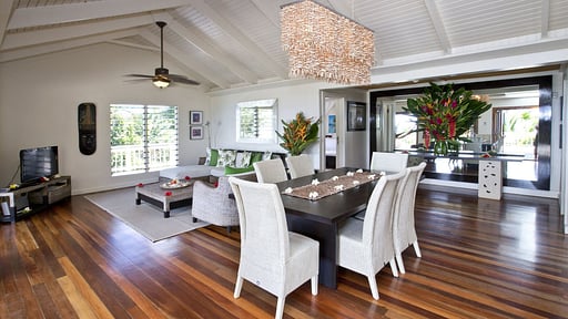 Taveuni Beach Villa Dining area