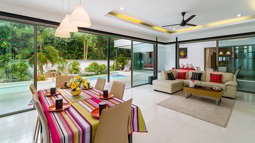 Tawan Villa Dining area