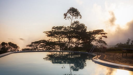 Taylors Hill Swimming pool