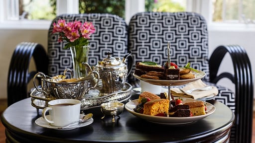 Taylors Hill Dining area