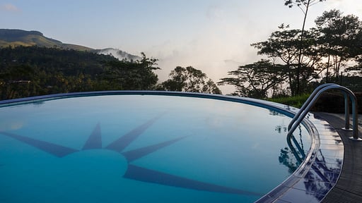 Taylors Hill Swimming pool