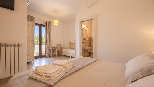 Villa Tenuta Melissa Schlafzimmer 1